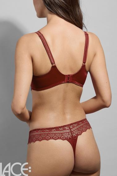 Empreinte - Cassiopee String